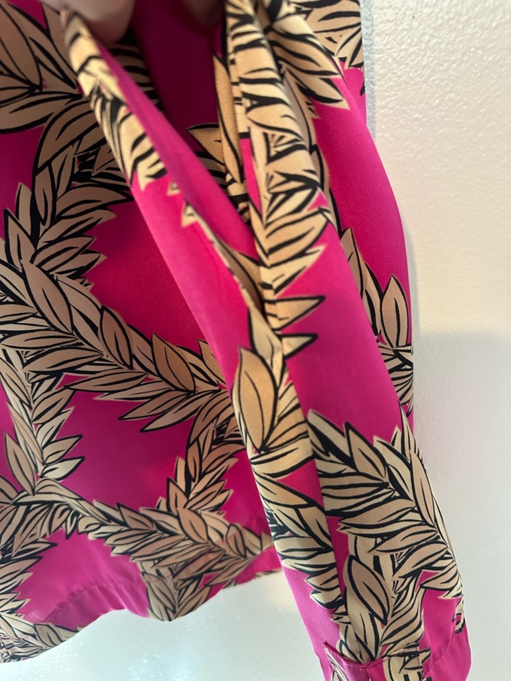 Emily McCarthy Women's Pink Nude Leaf Pattern Mini Dress Size XS Vacation Resort - Picture 8 of 9